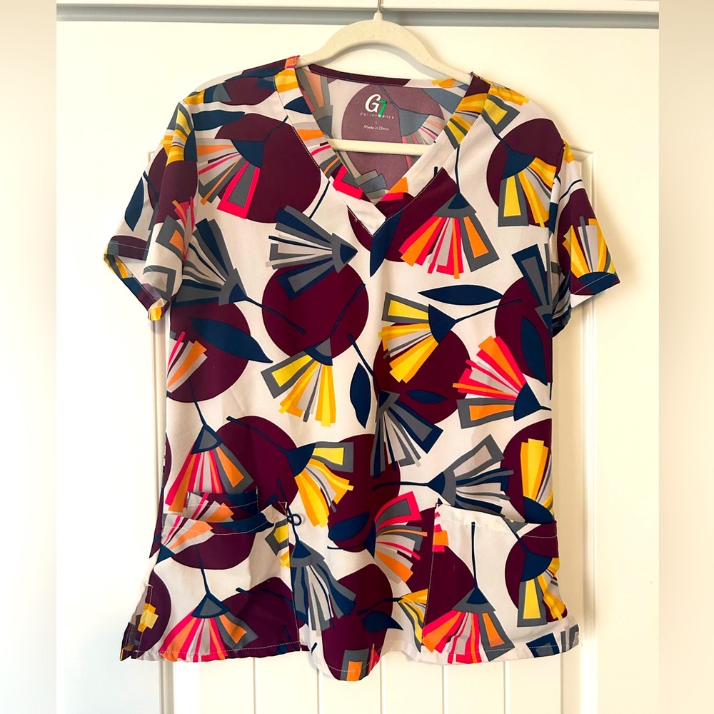 Scrub top